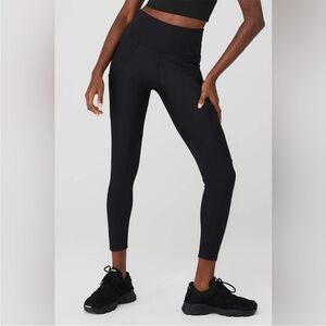 ALO Ribbed Airlift High-Waist 7/8 Enchanted Legging